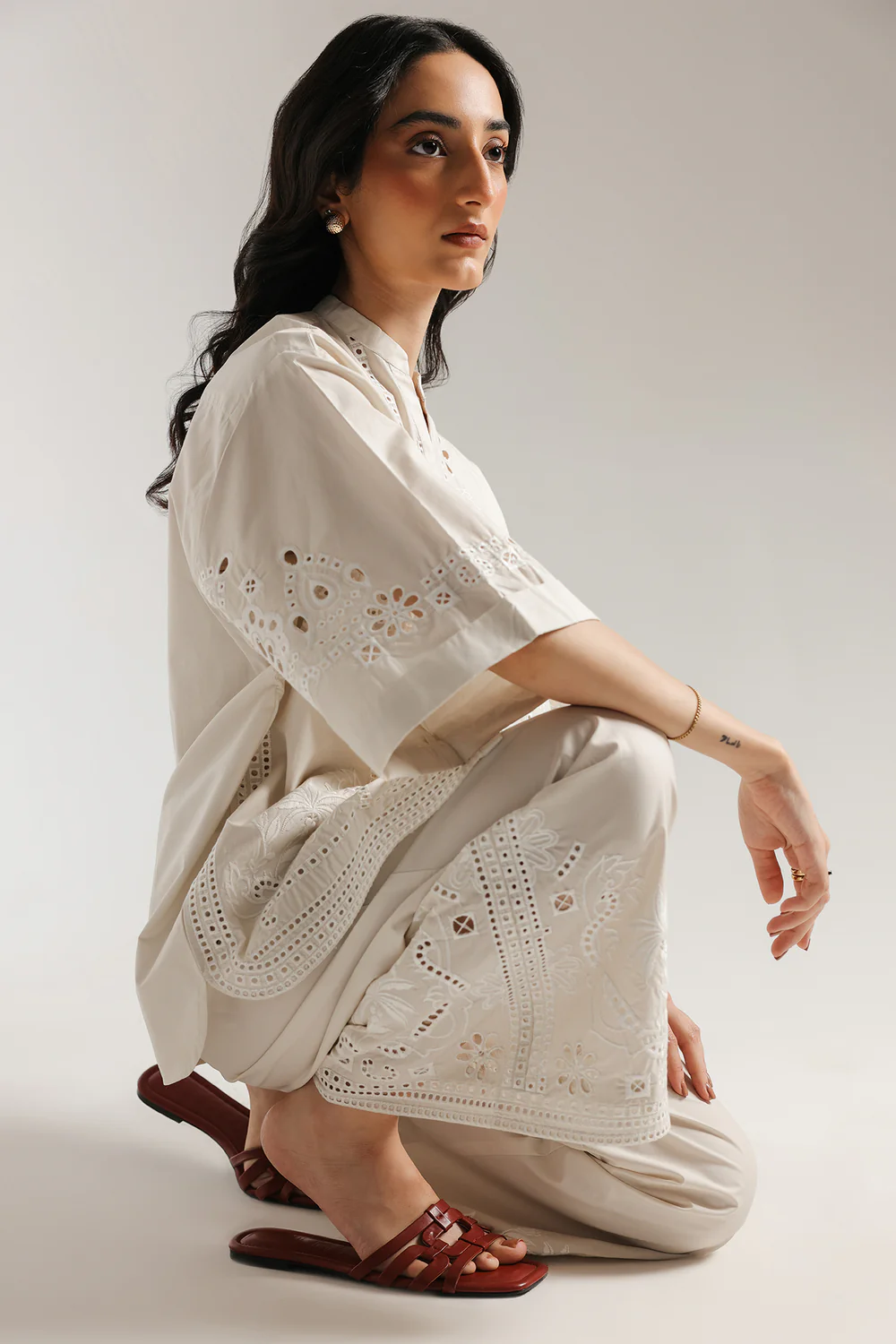 k*u様 【新品】neru design kozara BRUNT LILY t BRUNT × neru design works kozara LILYタン