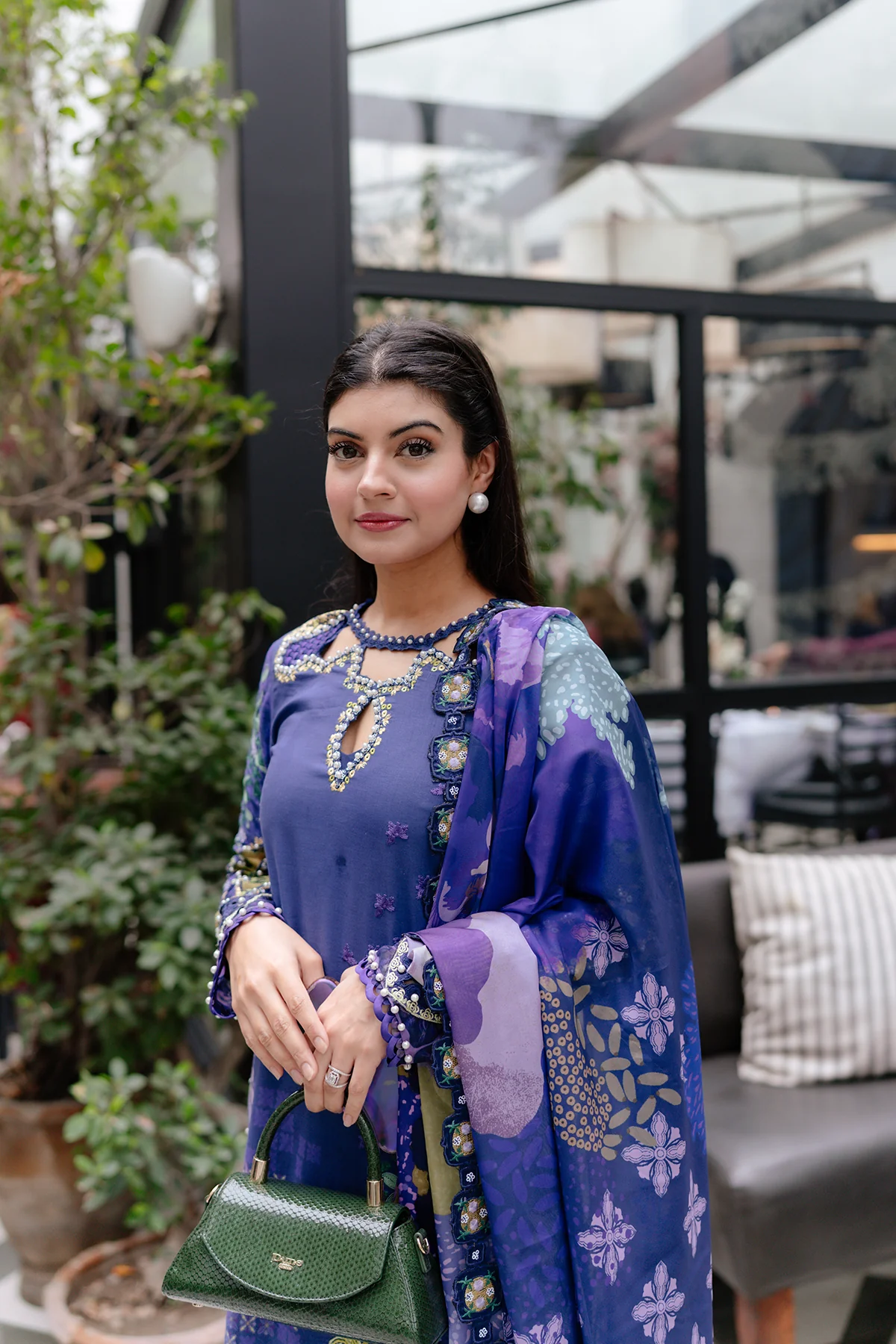 AFROZEH LUMORA - Image 3